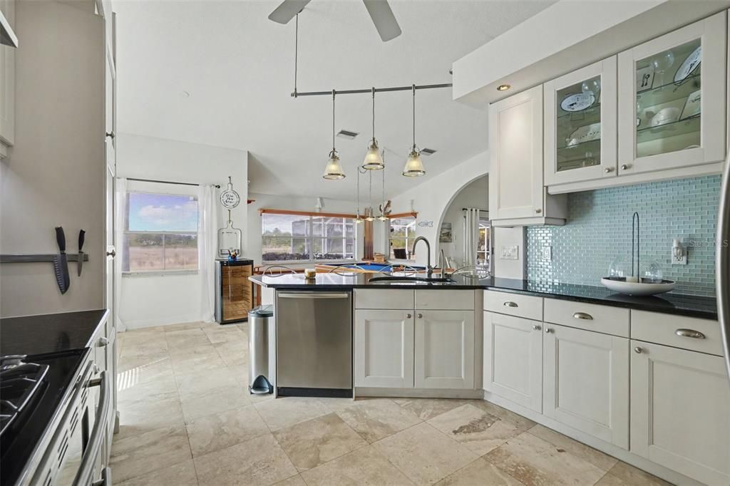 Active With Contract: $599,900 (3 beds, 3 baths, 2948 Square Feet)