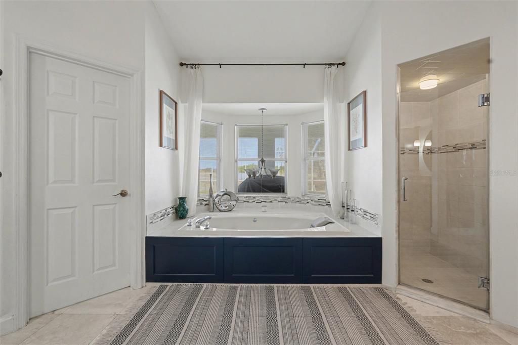 Active With Contract: $599,900 (3 beds, 3 baths, 2948 Square Feet)
