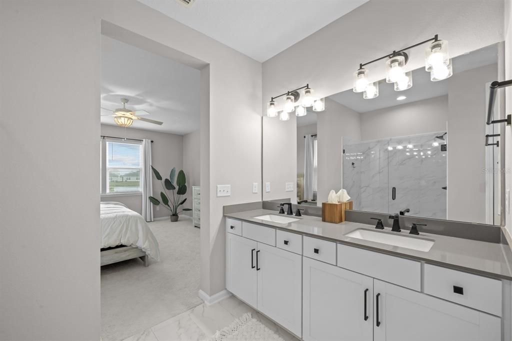 For Sale: $749,999 (4 beds, 3 baths, 2527 Square Feet)
