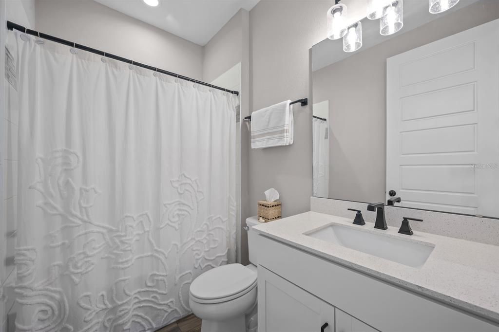 For Sale: $749,999 (4 beds, 3 baths, 2527 Square Feet)