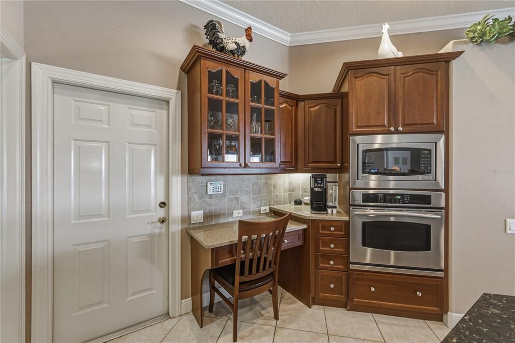 Active With Contract: $965,000 (4 beds, 3 baths, 3737 Square Feet)