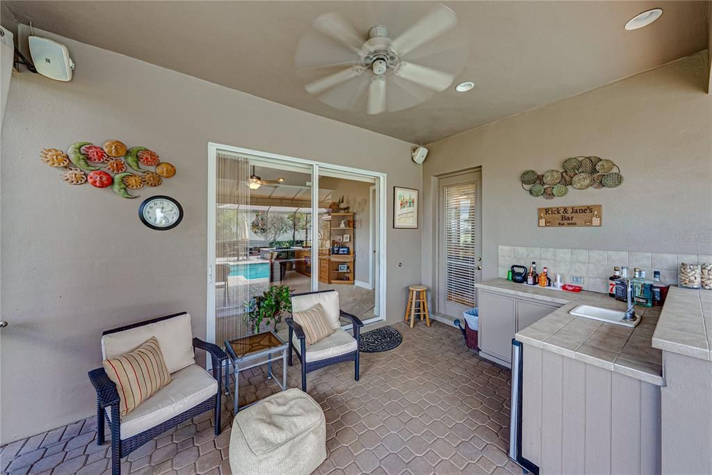 Active With Contract: $965,000 (4 beds, 3 baths, 3737 Square Feet)