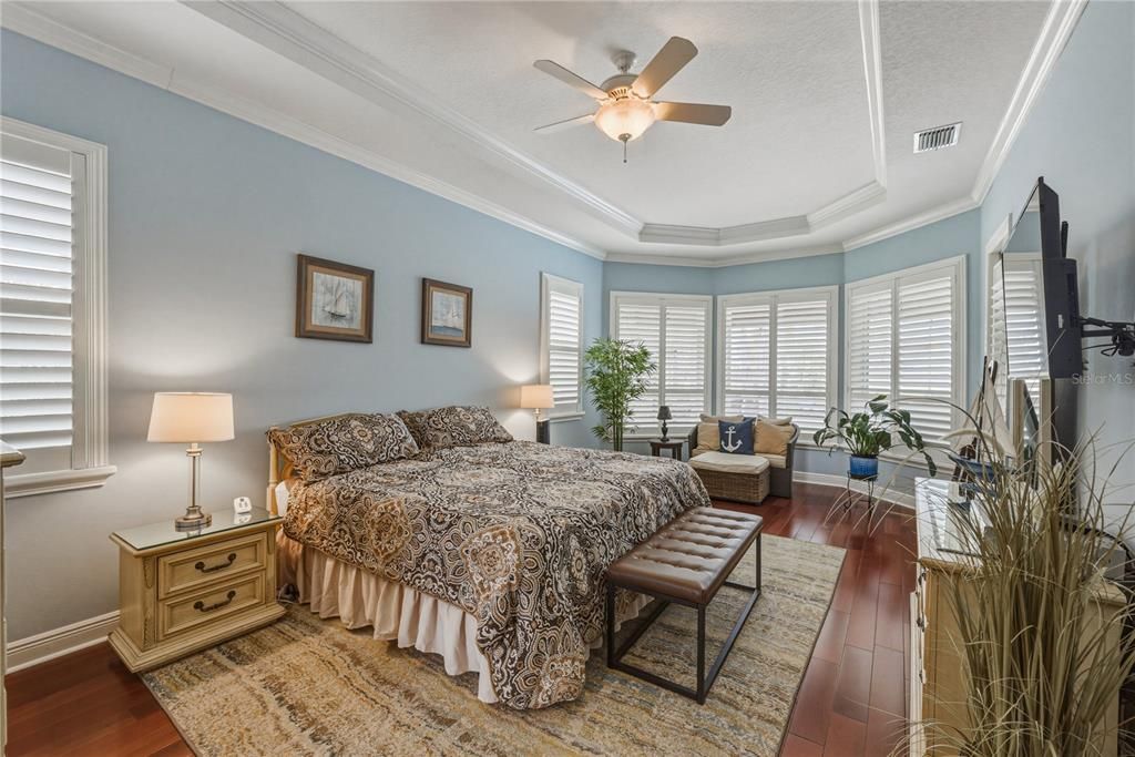 Active With Contract: $965,000 (4 beds, 3 baths, 3737 Square Feet)