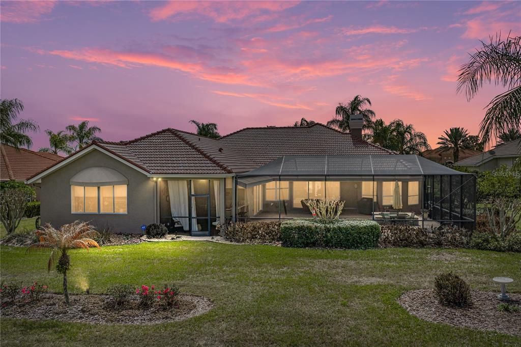 Active With Contract: $965,000 (4 beds, 3 baths, 3737 Square Feet)