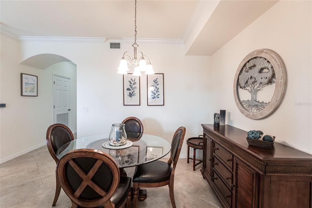 En Venta: $289,900 (2 camas, 2 baños, 1142 Pies cuadrados)