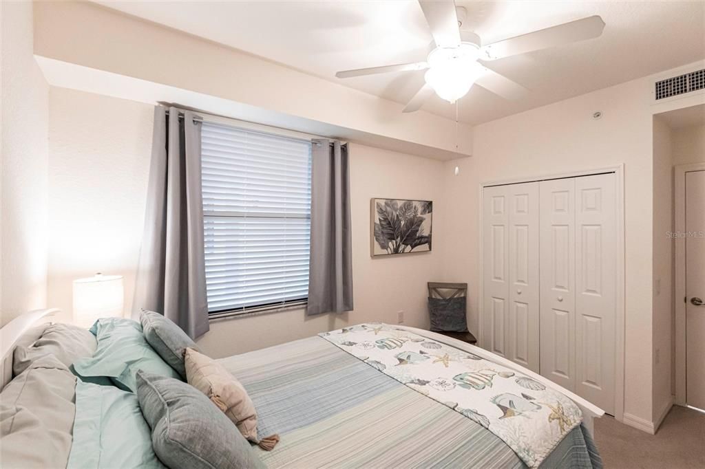 En Venta: $289,900 (2 camas, 2 baños, 1142 Pies cuadrados)