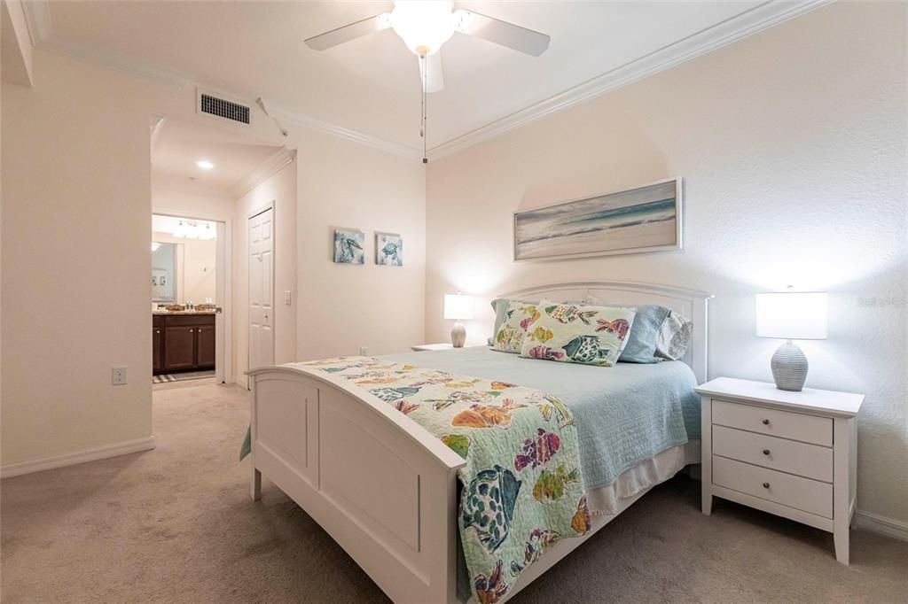 En Venta: $289,900 (2 camas, 2 baños, 1142 Pies cuadrados)