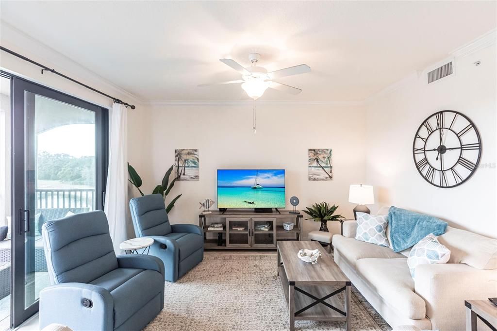 En Venta: $289,900 (2 camas, 2 baños, 1142 Pies cuadrados)