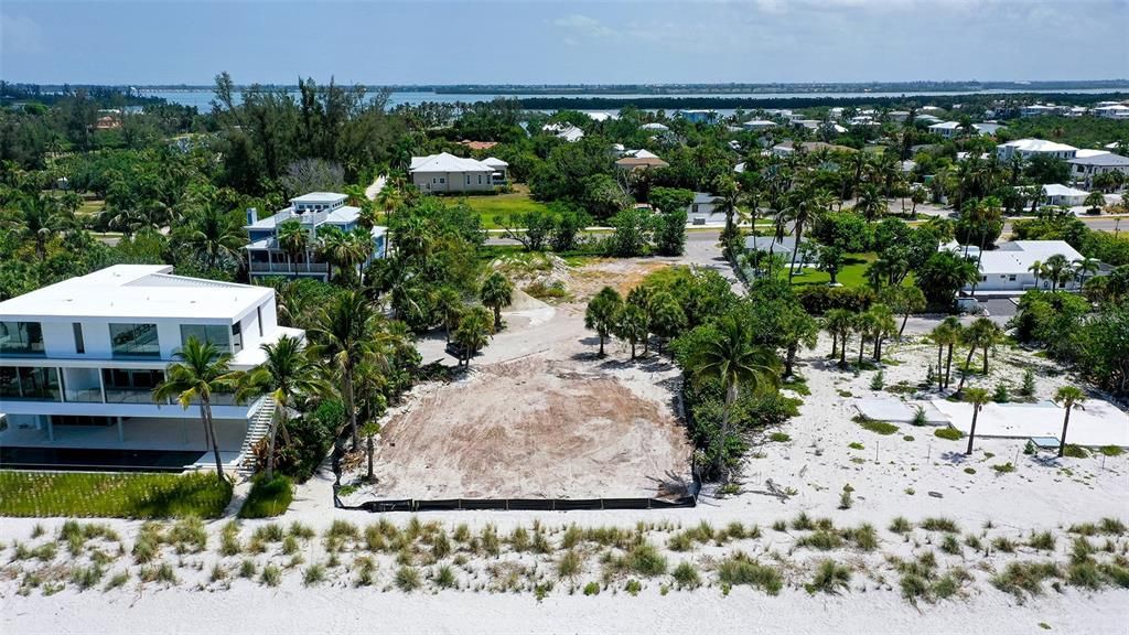 For Sale: $5,600,000 (0.22 acres)