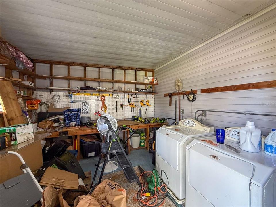 For Sale: $149,000 (2 beds, 2 baths, 1120 Square Feet)