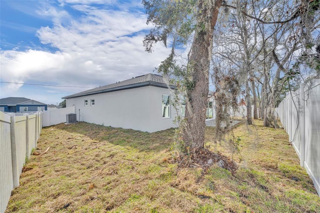Active With Contract: $378,500 (4 beds, 3 baths, 1896 Square Feet)