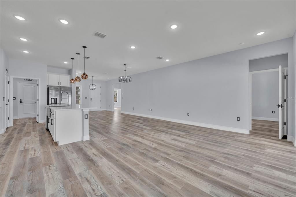 Active With Contract: $378,500 (4 beds, 3 baths, 1896 Square Feet)