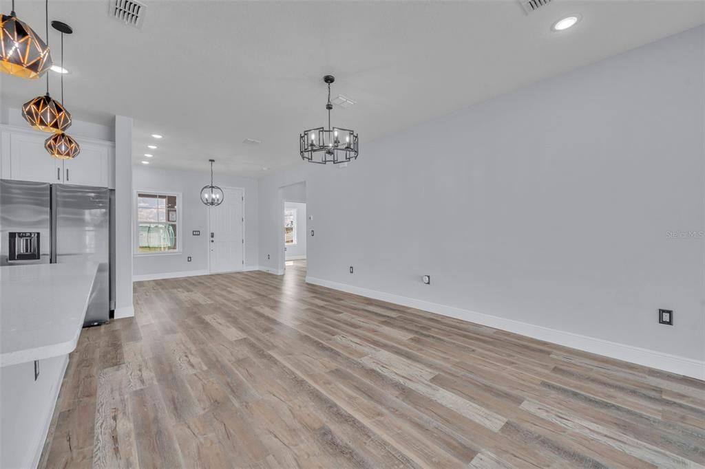 Active With Contract: $378,500 (4 beds, 3 baths, 1896 Square Feet)