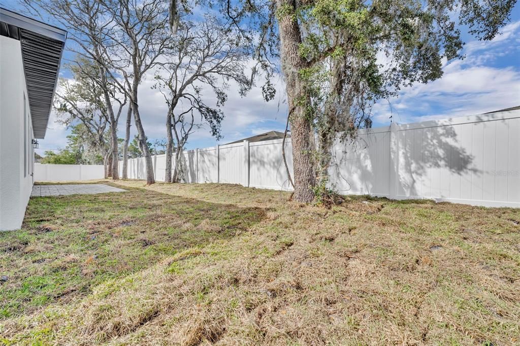Active With Contract: $378,500 (4 beds, 3 baths, 1896 Square Feet)