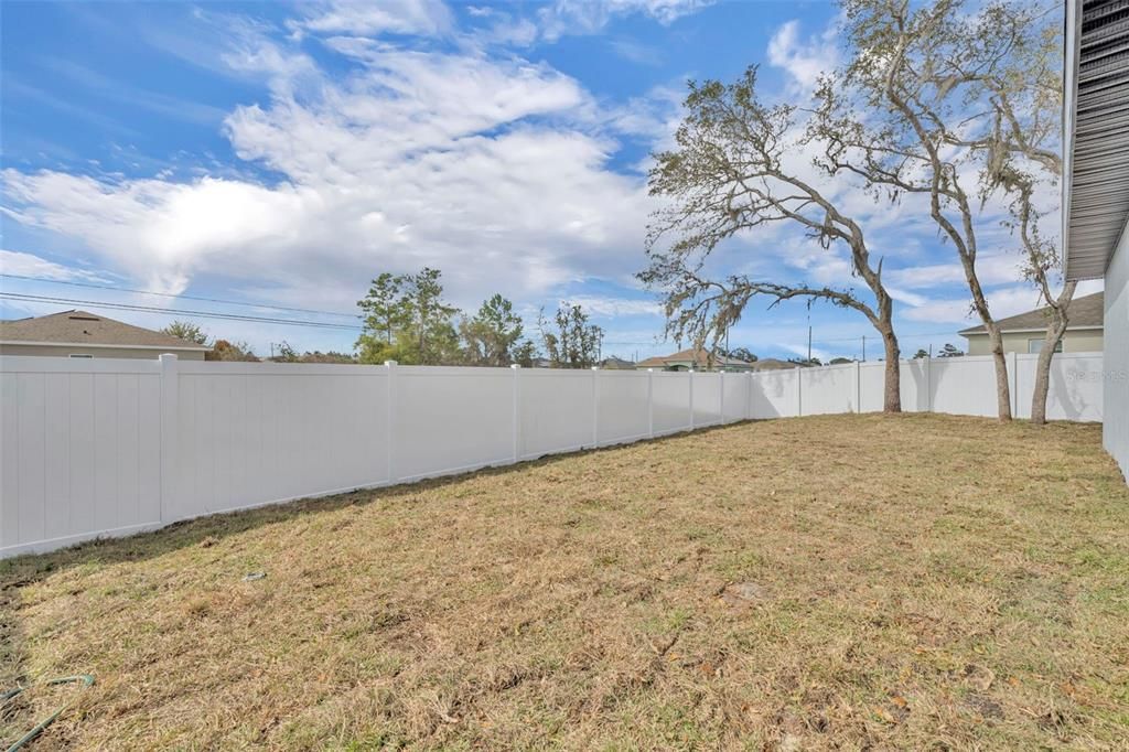 Active With Contract: $378,500 (4 beds, 3 baths, 1896 Square Feet)