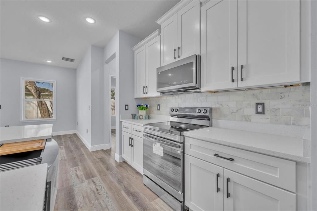 Active With Contract: $378,500 (4 beds, 3 baths, 1896 Square Feet)