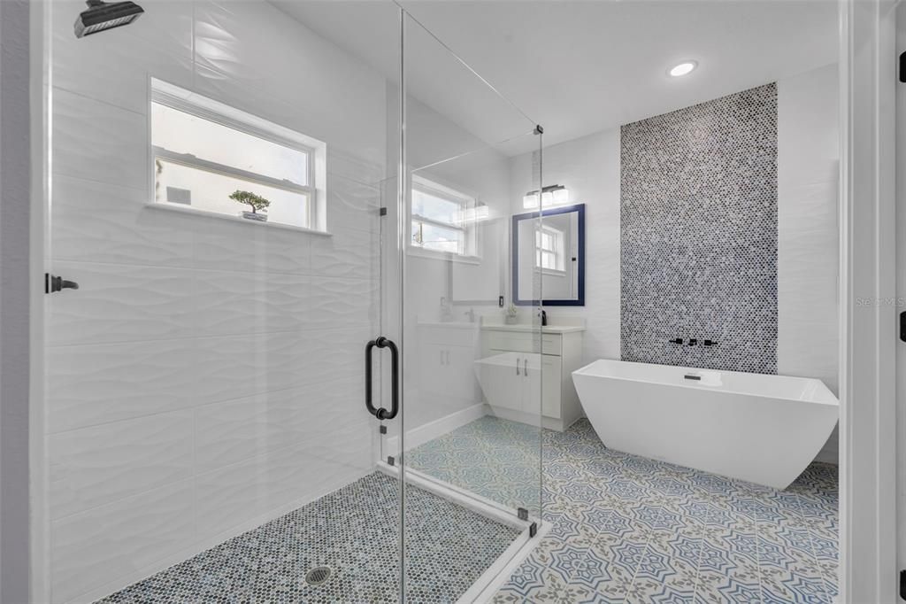 Active With Contract: $378,500 (4 beds, 3 baths, 1896 Square Feet)