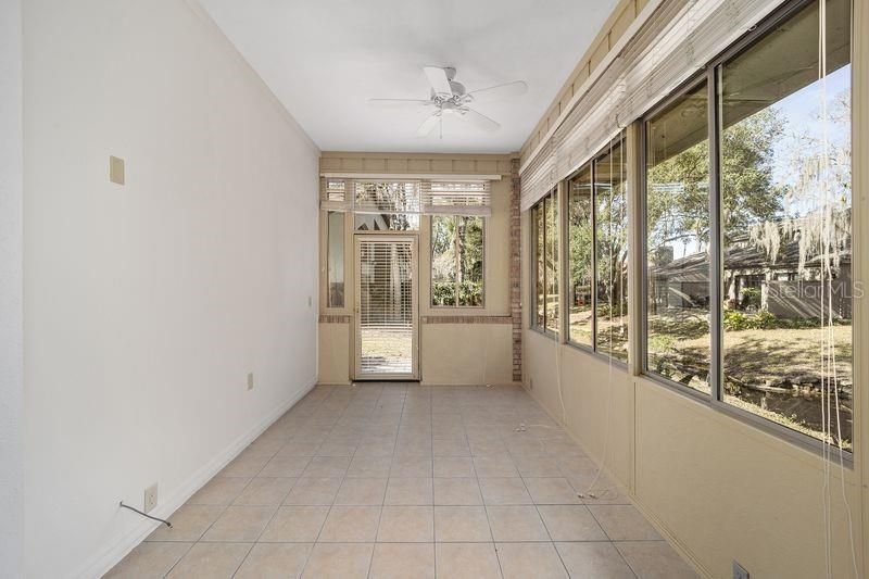 Active With Contract: $2,400 (3 beds, 2 baths, 2176 Square Feet)