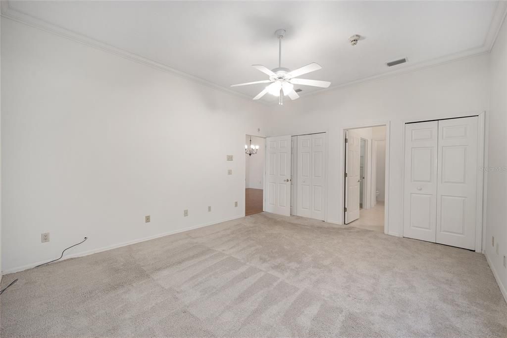 Active With Contract: $2,400 (3 beds, 2 baths, 2176 Square Feet)