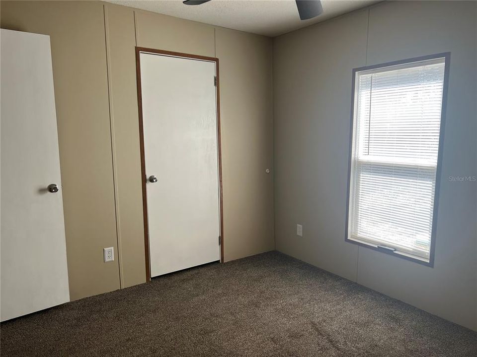 На продажу: $195,000 (3 спален, 2 ванн, 1140 Квадратных фут)