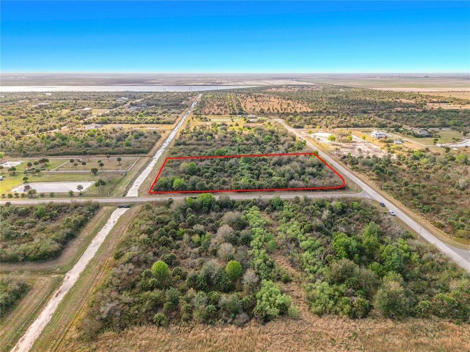 En Venta: $299,000 (4.29 acres)