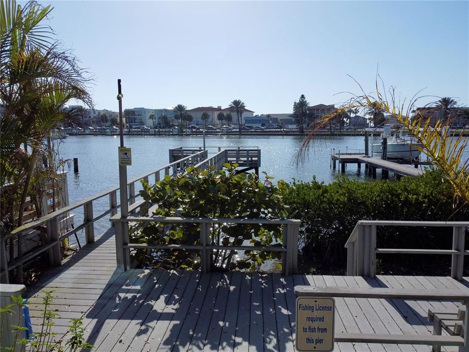 Под контрактом: $148,500 (1 спален, 2 ванн, 752 Квадратных фут)