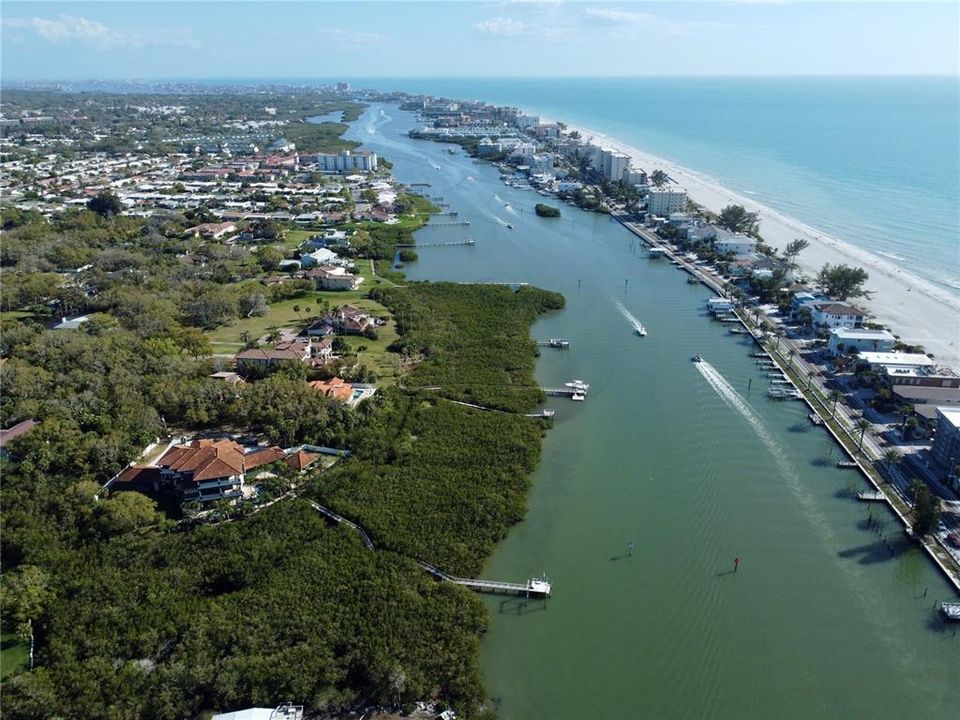 Под контрактом: $148,500 (1 спален, 2 ванн, 752 Квадратных фут)