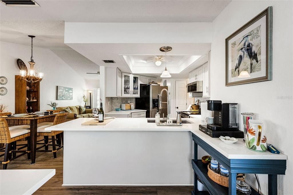 Activo con contrato: $369,900 (2 camas, 2 baños, 1329 Pies cuadrados)