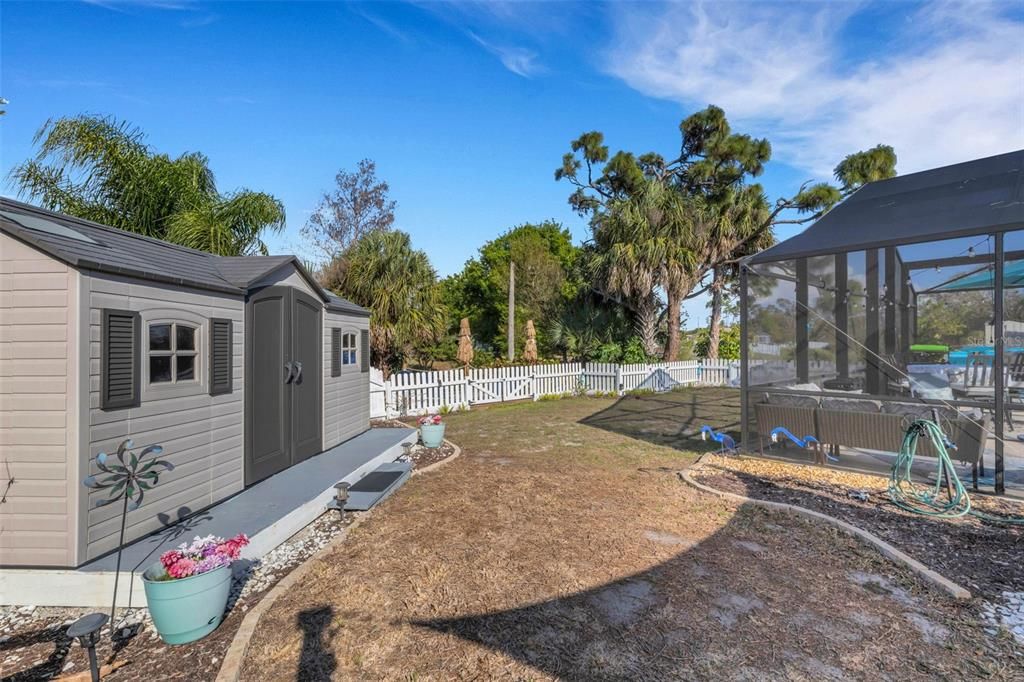 Activo con contrato: $369,900 (2 camas, 2 baños, 1329 Pies cuadrados)