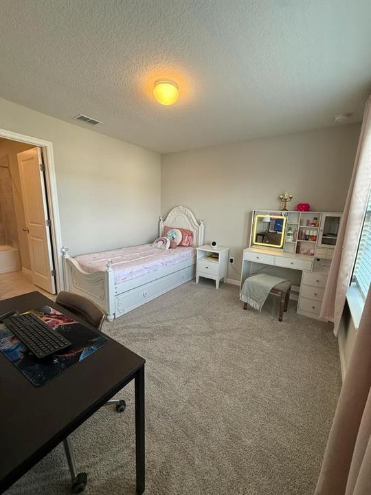 待售: $317,990 (2 贝兹, 2 浴室, 1464 平方英尺)