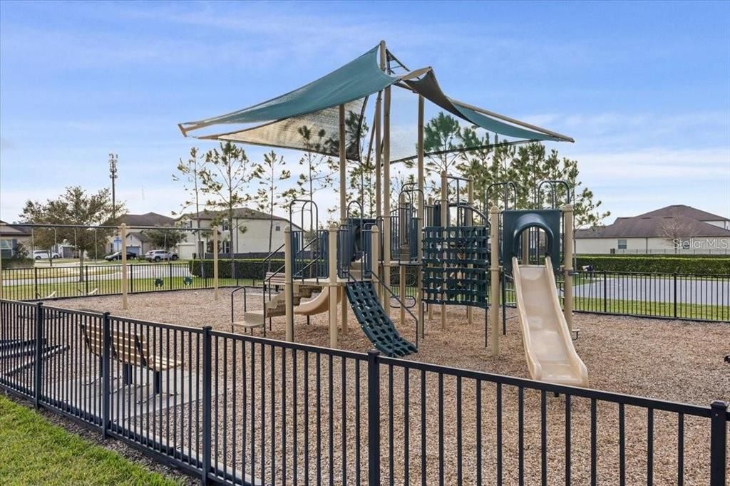 待售: $317,990 (2 贝兹, 2 浴室, 1464 平方英尺)