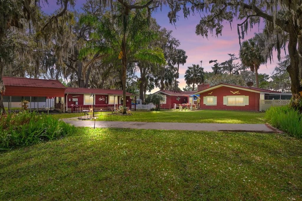 Recently Sold: $684,900 (3 beds, 2 baths, 1920 Square Feet)