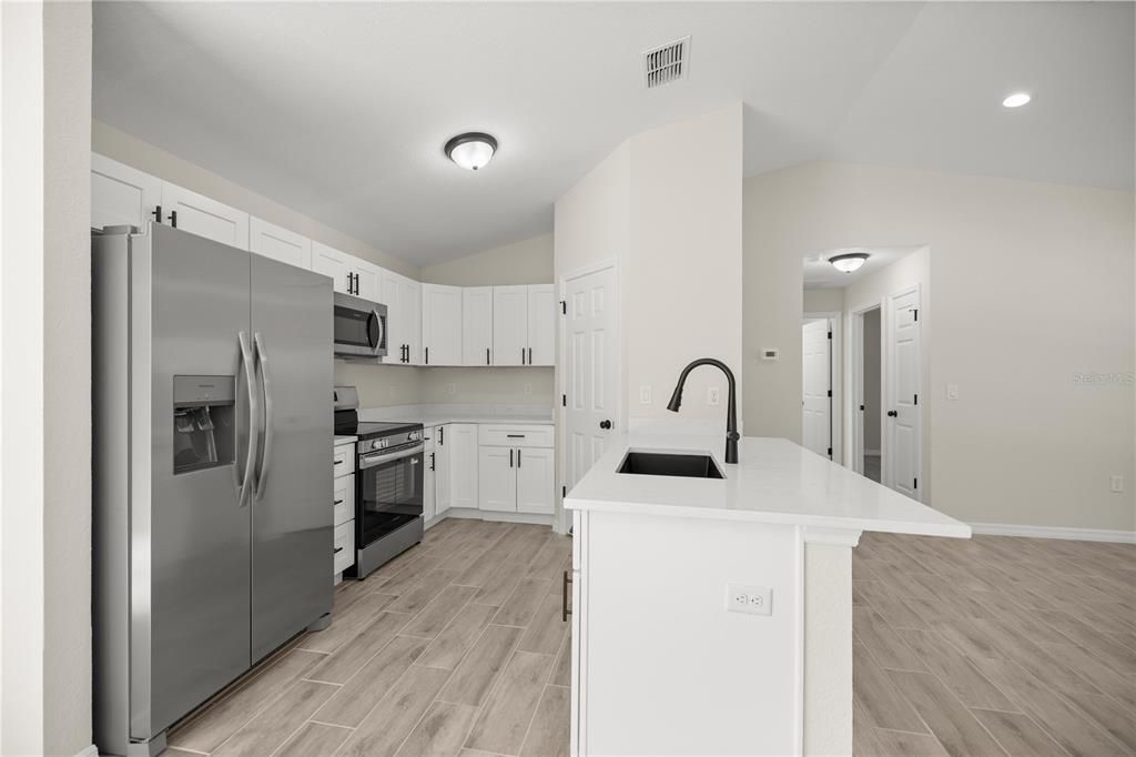 For Sale: $224,900 (3 beds, 2 baths, 1173 Square Feet)