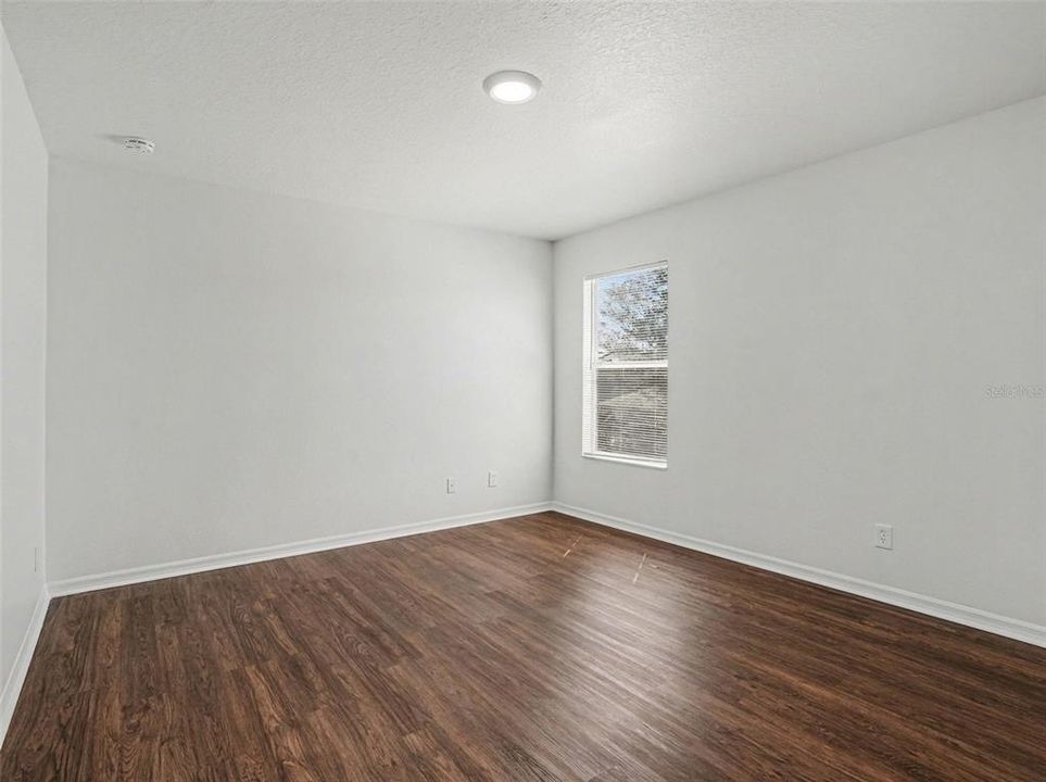 Active With Contract: $489,900 (6 beds, 4 baths, 3535 Square Feet)