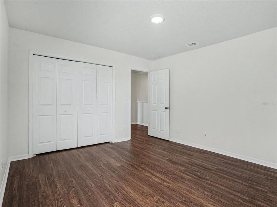 Active With Contract: $489,900 (6 beds, 4 baths, 3535 Square Feet)