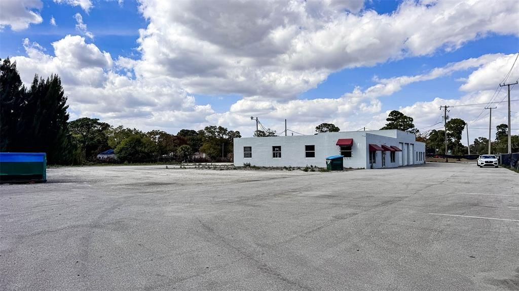 For Sale: $1,950,000 (0 beds, 0 baths, 8424 Square Feet)