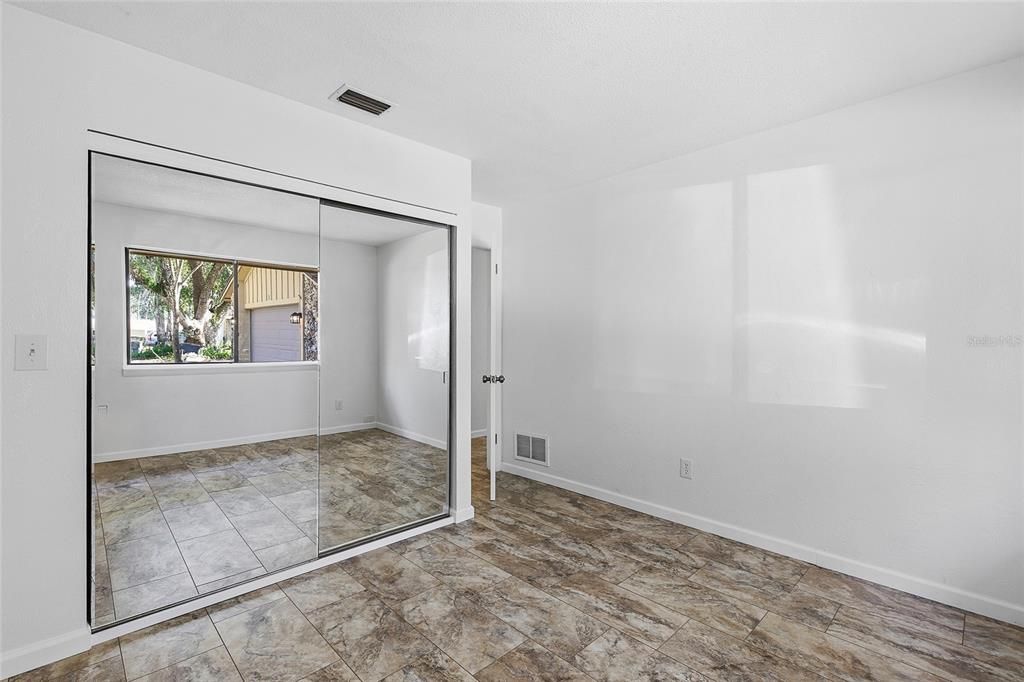 For Sale: $299,950 (3 beds, 2 baths, 1260 Square Feet)