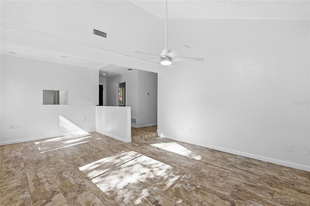 For Sale: $299,950 (3 beds, 2 baths, 1260 Square Feet)
