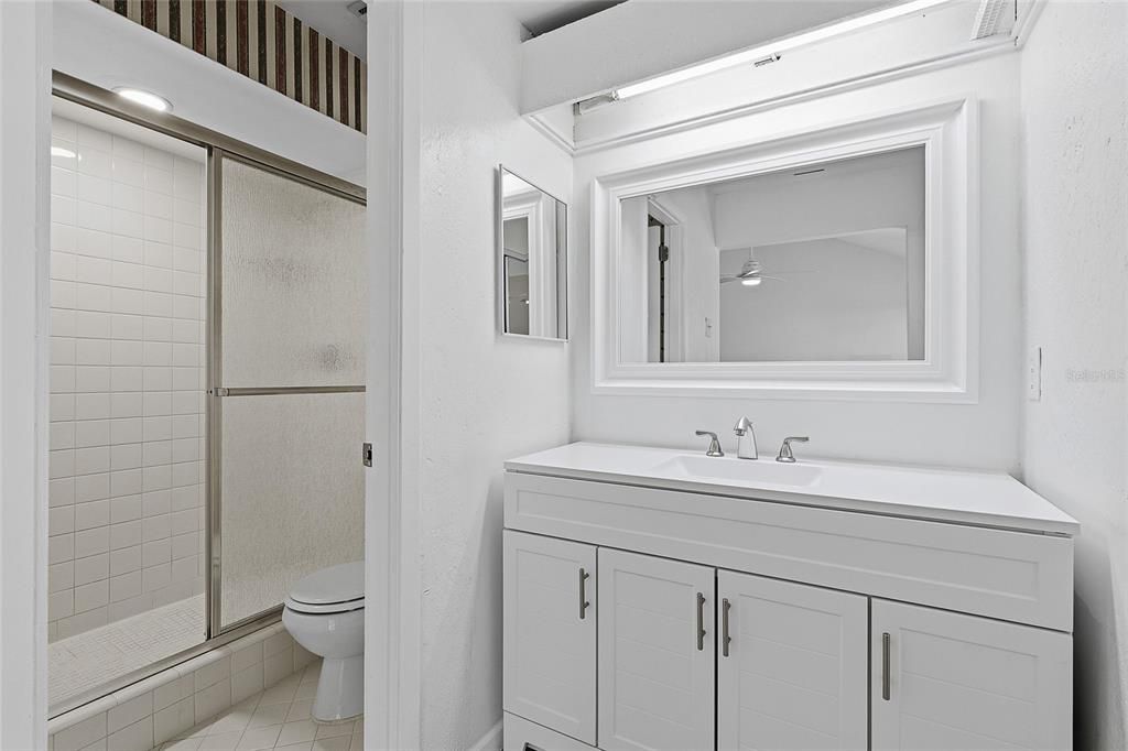 For Sale: $299,950 (3 beds, 2 baths, 1260 Square Feet)