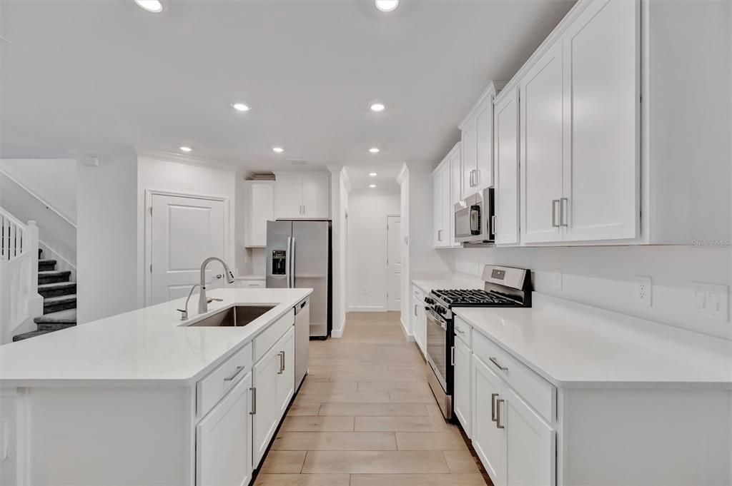 En Venta: $279,000 (2 camas, 2 baños, 1737 Pies cuadrados)