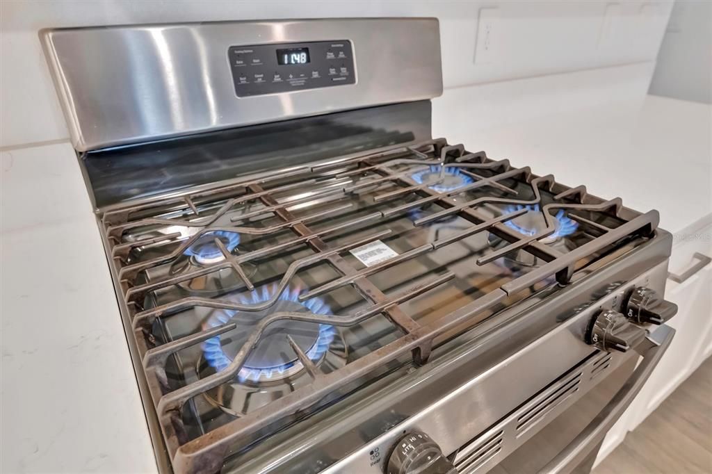 En Venta: $279,000 (2 camas, 2 baños, 1737 Pies cuadrados)