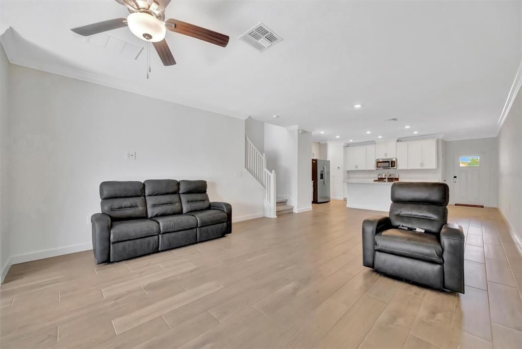 En Venta: $279,000 (2 camas, 2 baños, 1737 Pies cuadrados)