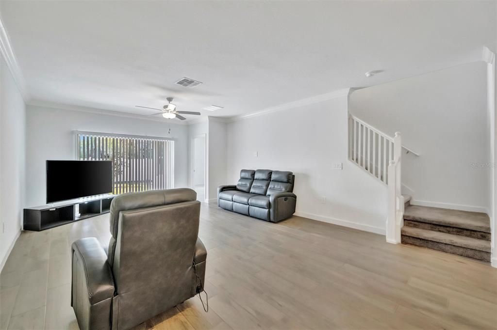 En Venta: $279,000 (2 camas, 2 baños, 1737 Pies cuadrados)