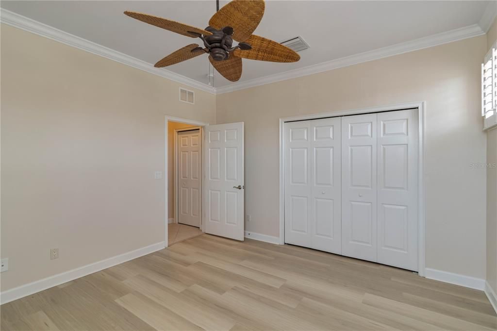 For Sale: $559,000 (3 beds, 2 baths, 2326 Square Feet)