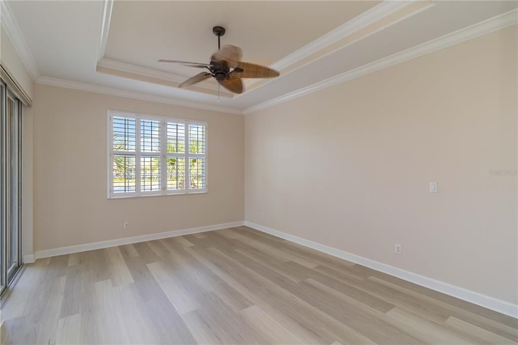For Sale: $559,000 (3 beds, 2 baths, 2326 Square Feet)