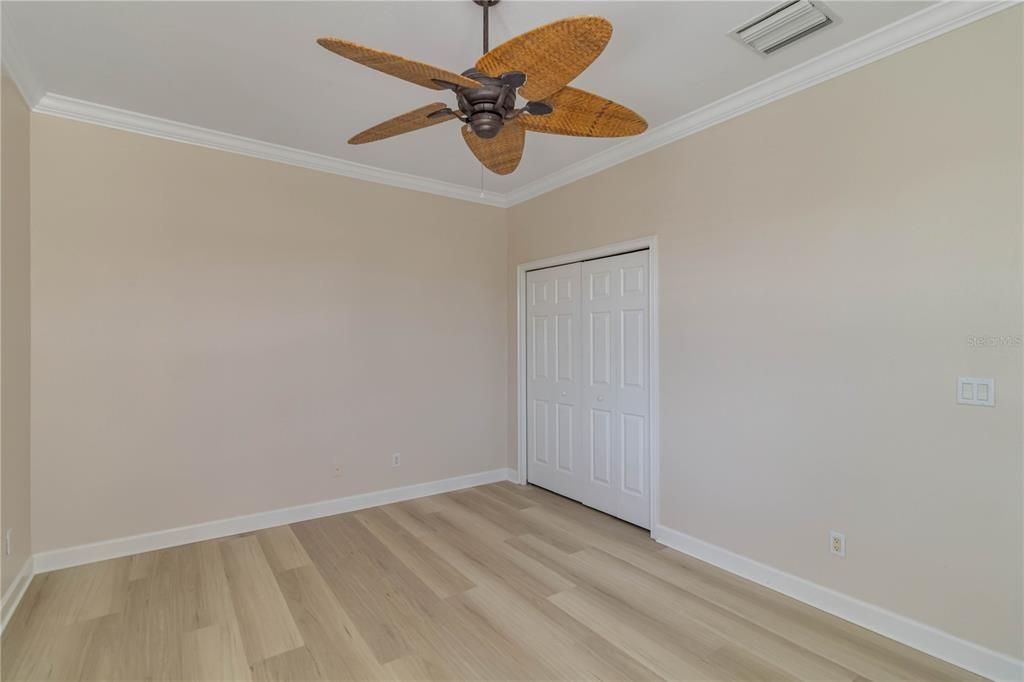 For Sale: $559,000 (3 beds, 2 baths, 2326 Square Feet)