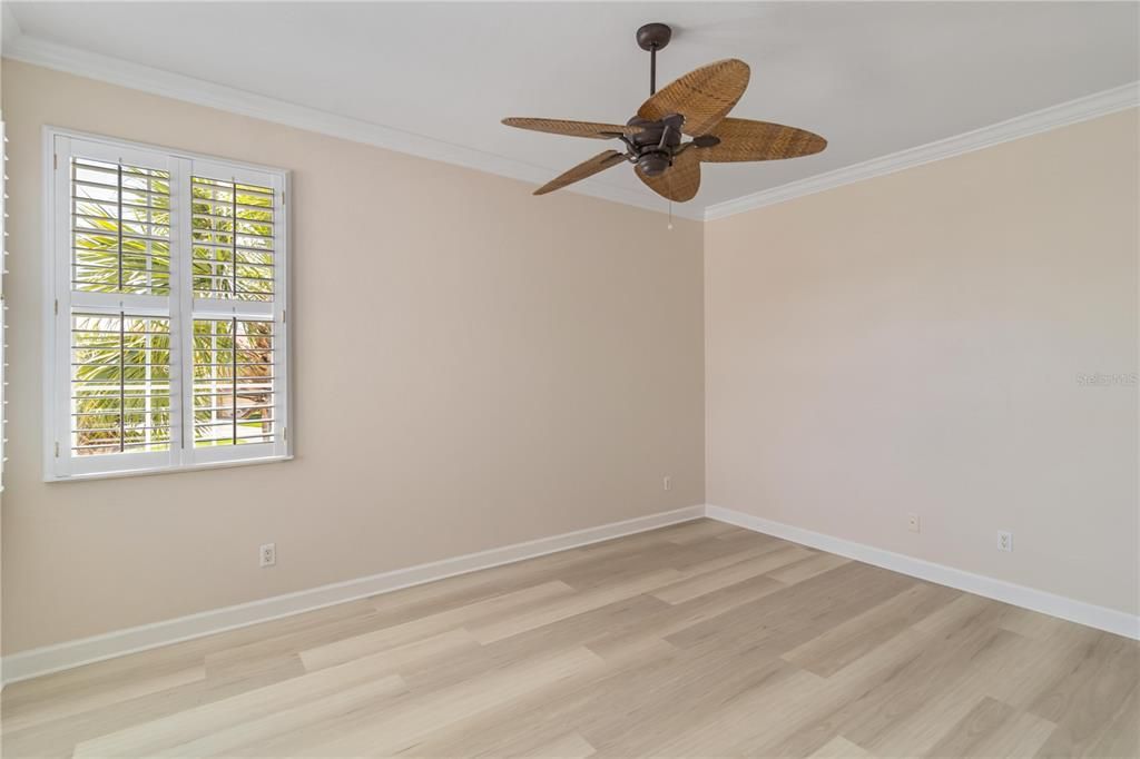 For Sale: $559,000 (3 beds, 2 baths, 2326 Square Feet)