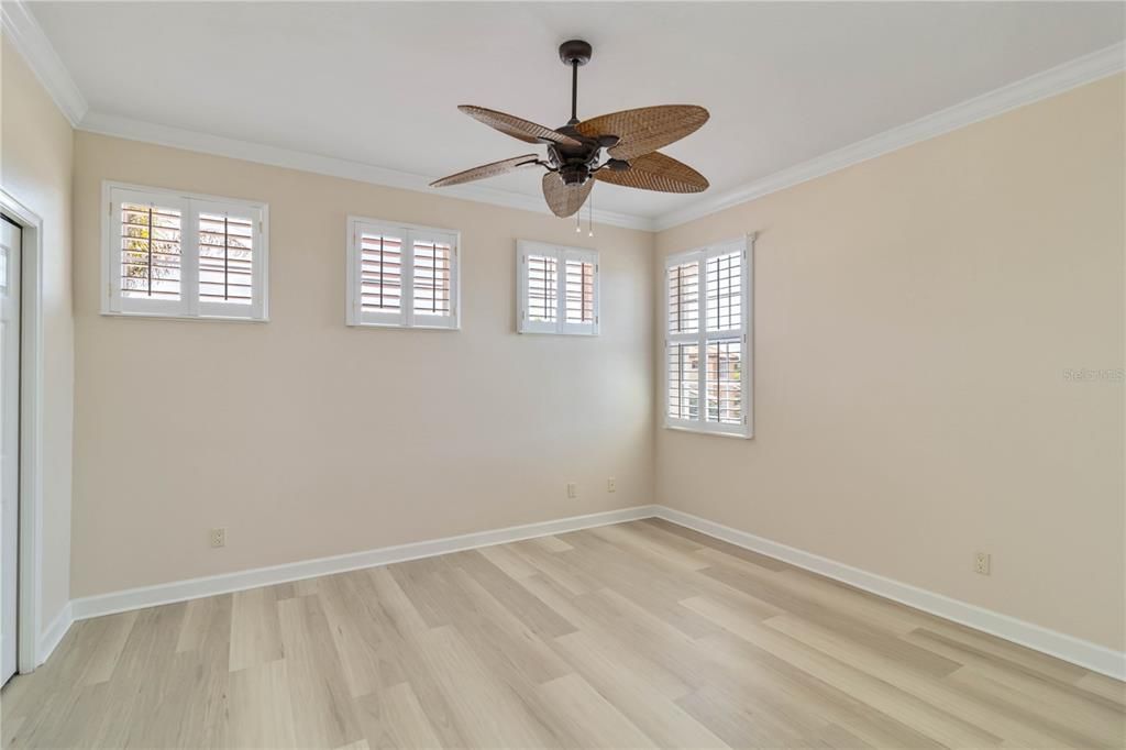 For Sale: $559,000 (3 beds, 2 baths, 2326 Square Feet)