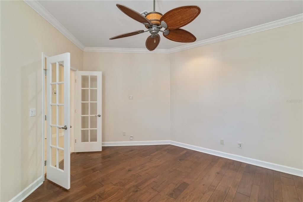 For Sale: $559,000 (3 beds, 2 baths, 2326 Square Feet)