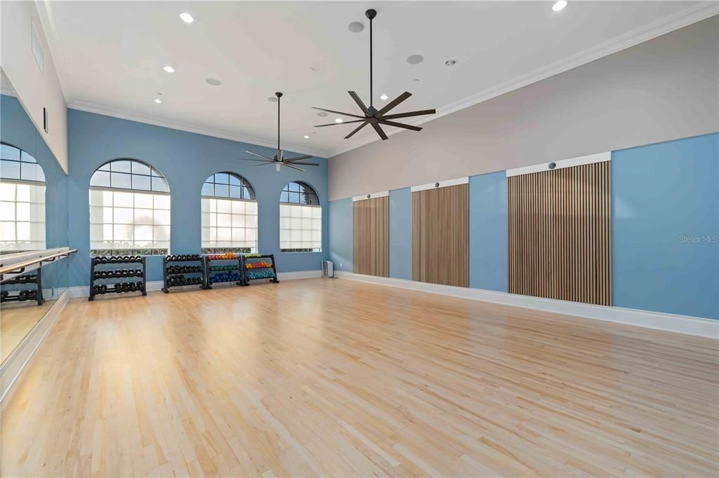 For Sale: $559,000 (3 beds, 2 baths, 2326 Square Feet)